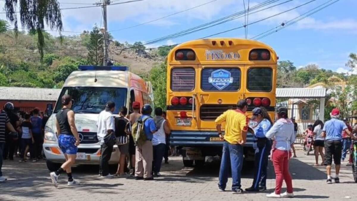 Evelia Cuba intentó subir a este autobús en Matagalpa