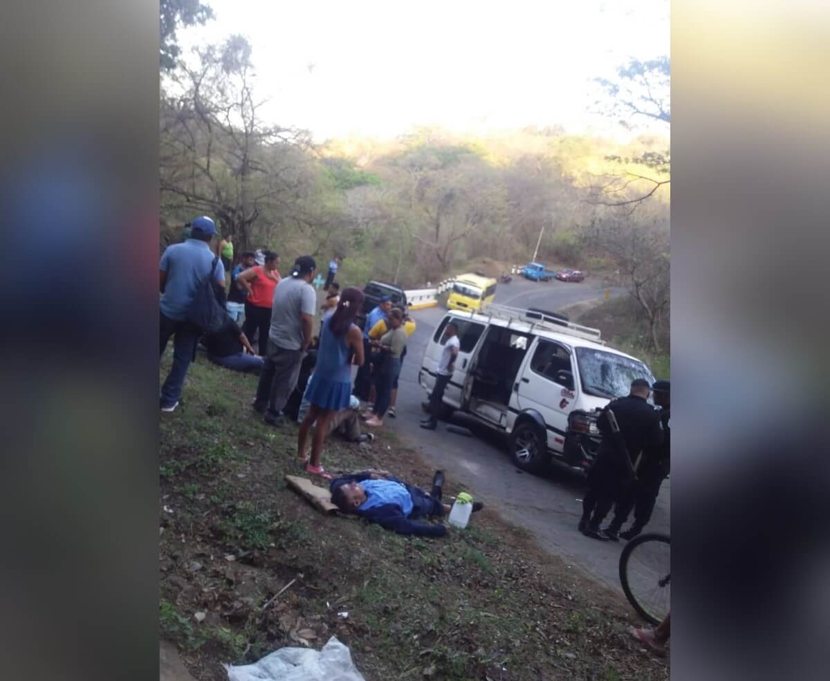 Accidente de microbús en Diriamba: Seis heridos en colisión