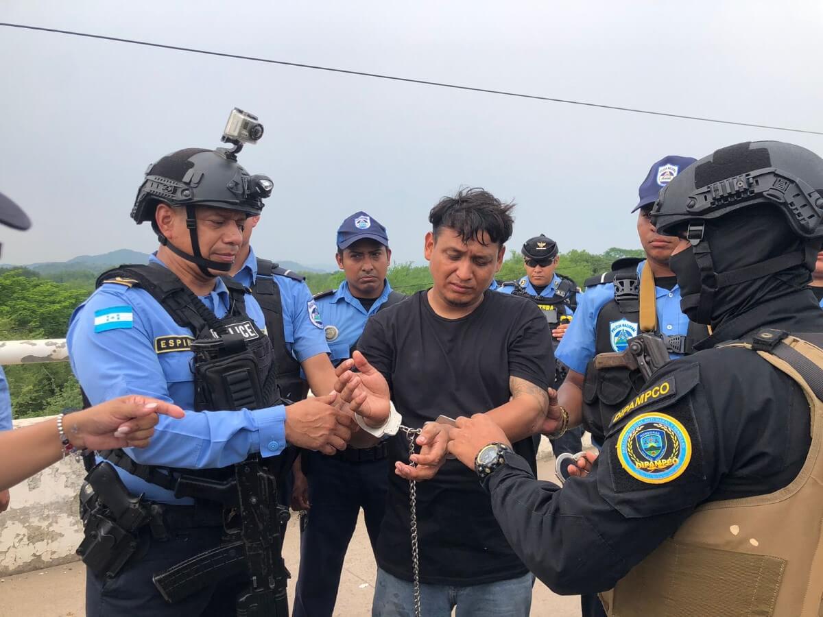 El marero Carlos Ernesto Herrera fue entregado a las autoridades salvadoreñas en el Puesto Fronterizo El Guasaule