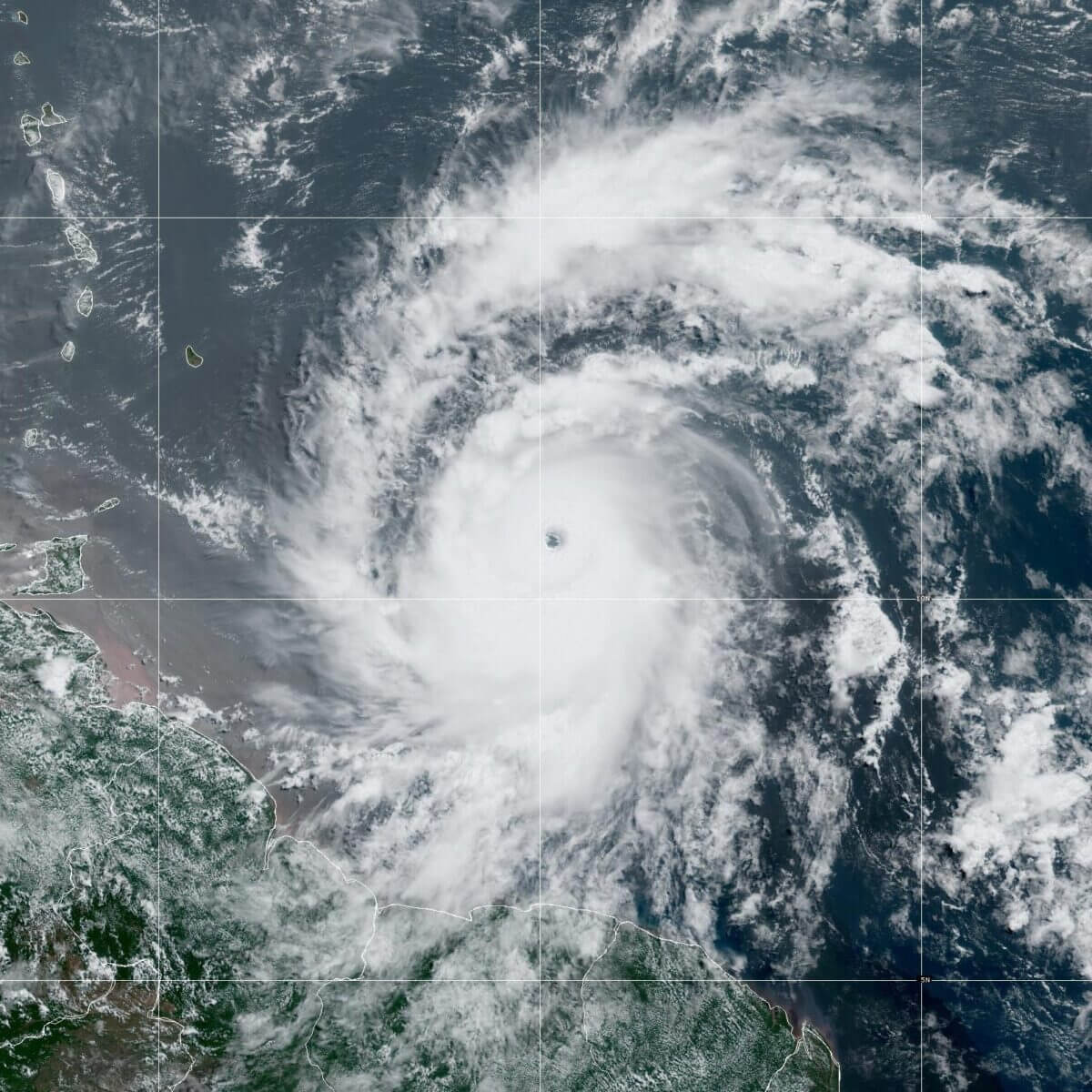 Beryl ha alcanzado la categoría 4, con vientos máximos sostenidos de 130 mph