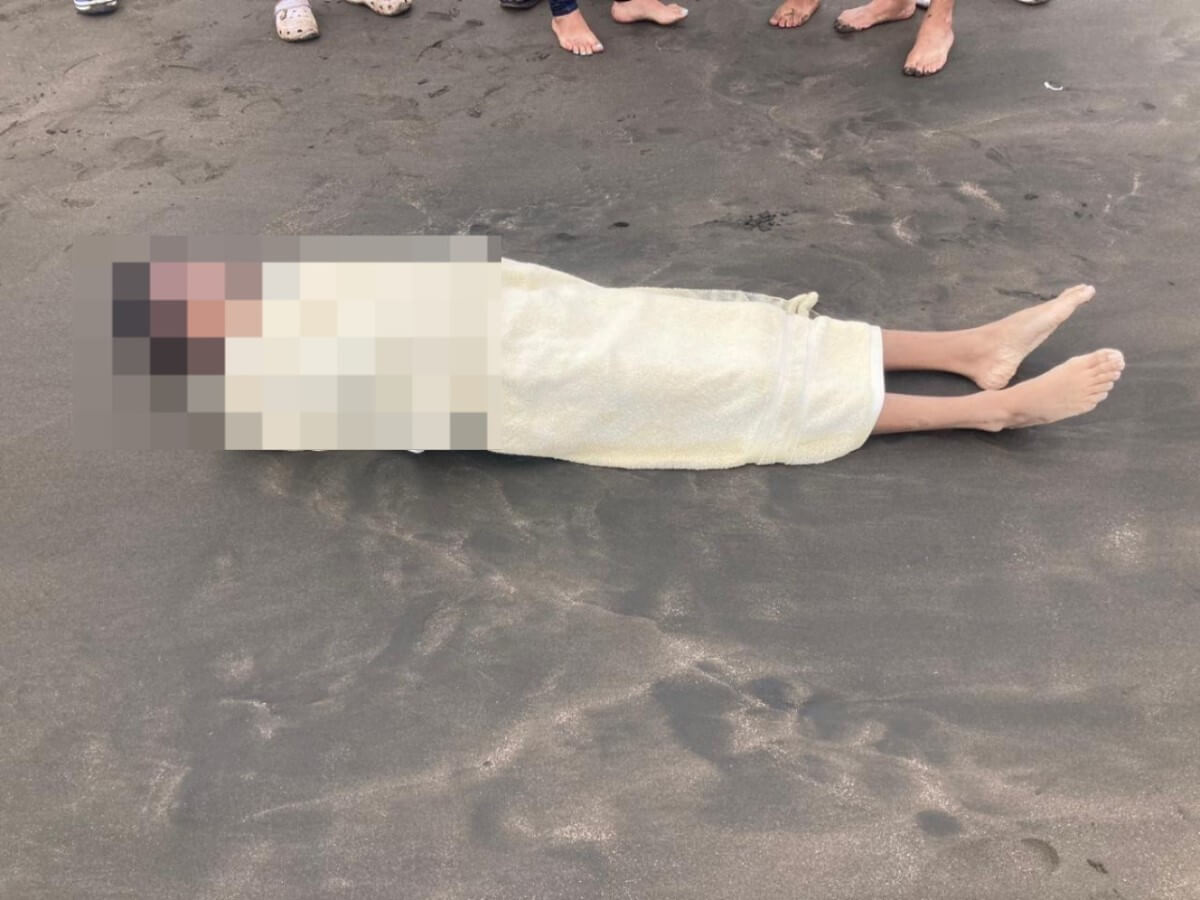 El cuerpo del menor fue localizado y llevado a la costa del balneario