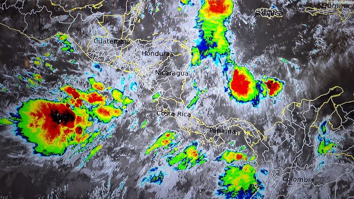 Pronóstico del tiempo en Nicaragua: lluvias y oleaje por ondas tropicales