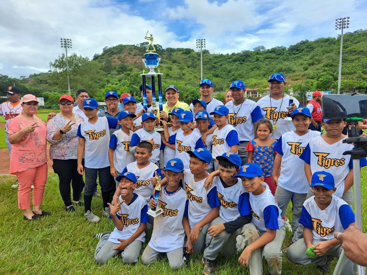 Chinandega se corona en duelo de pitcheo en Campeonato de Béisbol Infantil A