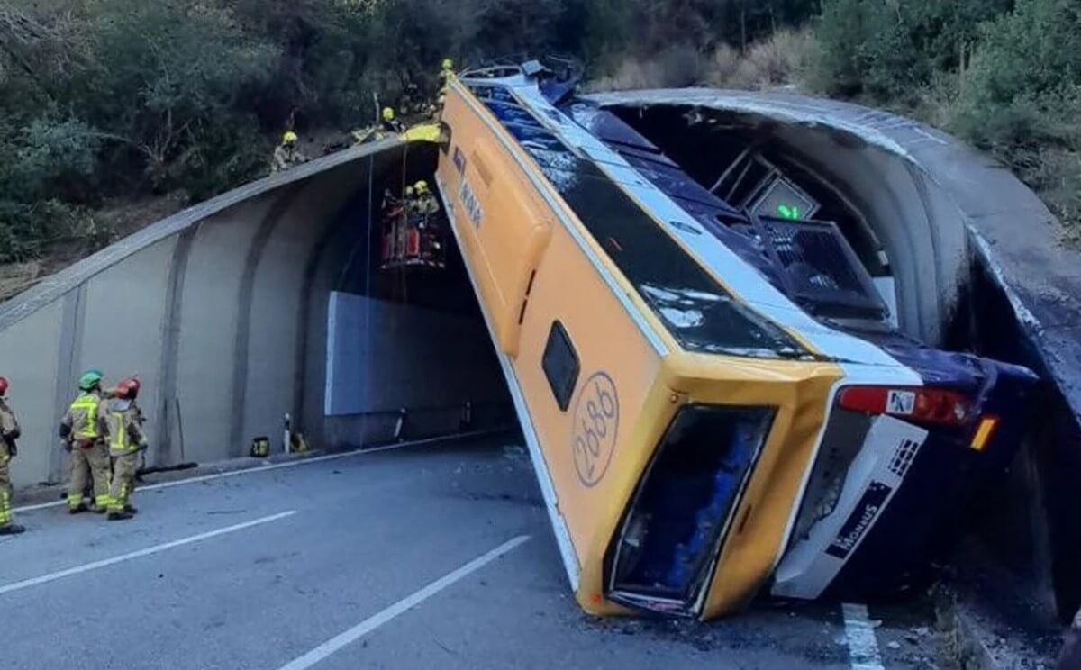 Impactante accidente de autobús en Barcelona: 45 heridos graves