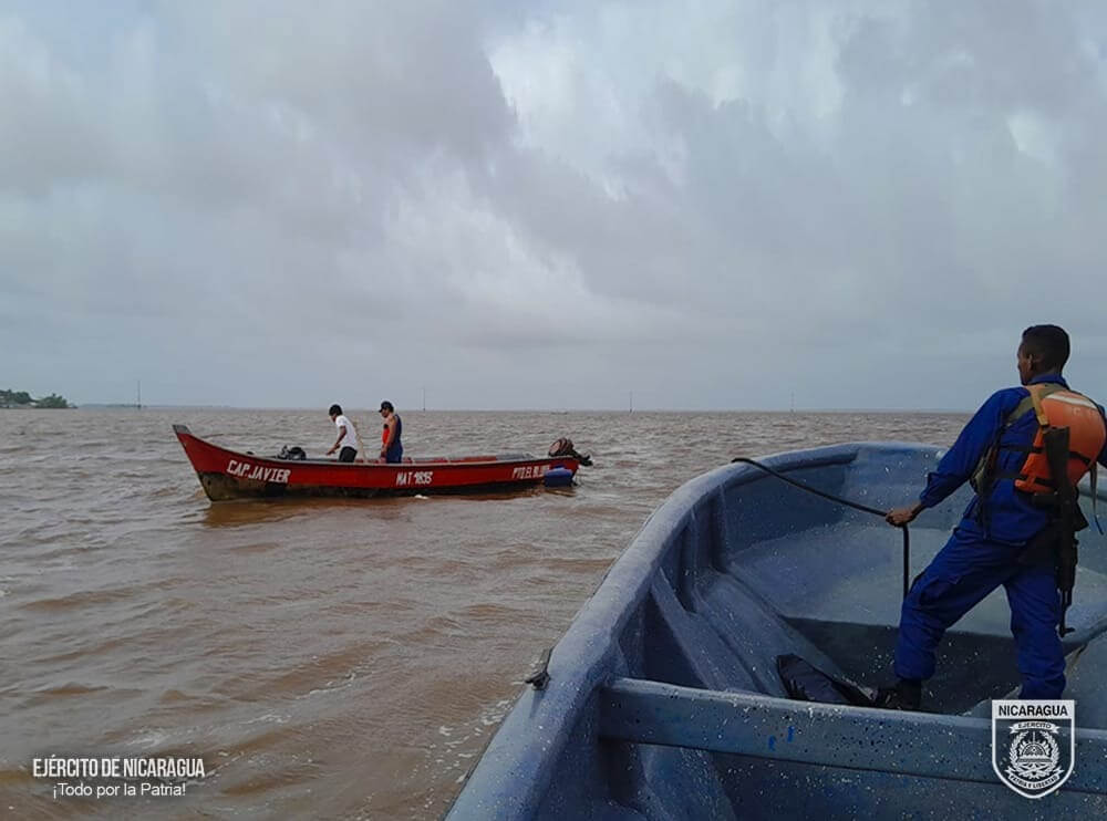 Rescate joven Yelcon José Altamirano en Caribe Sur