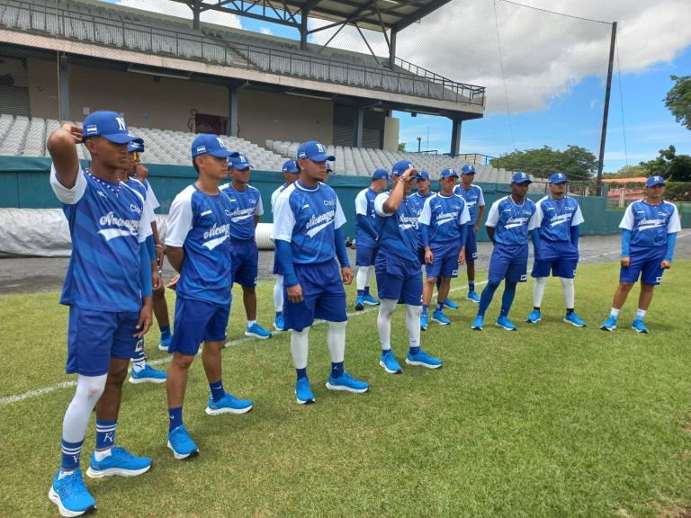 Delegación de Nicaragua de béisbol U-18 ya está instalada en Panamá