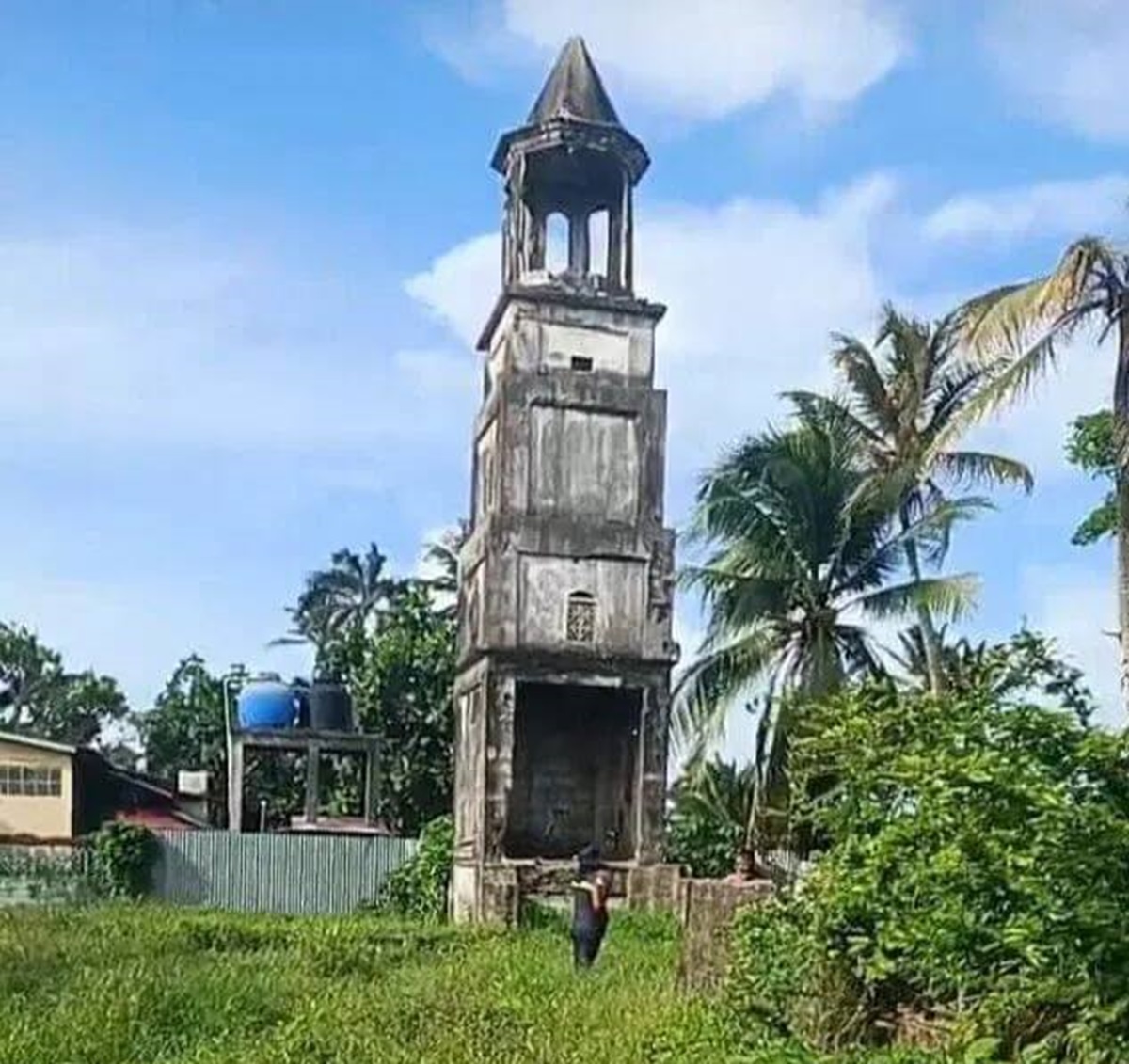 El campanario del antiguo templo San Pedro, Puerto Cabezas