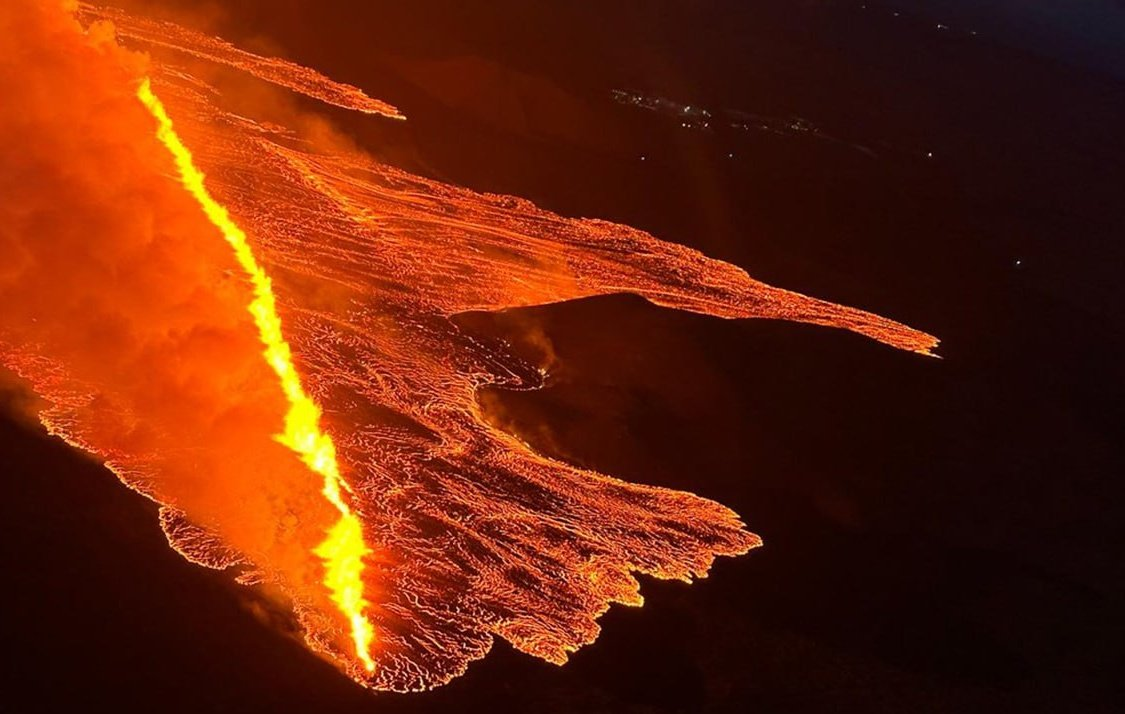 l volcán Sundhnúkur en Grindavík, al suroeste de Islandia, entró en erupción, toda la zona fue evacuada y se declaró el estado de emergencia