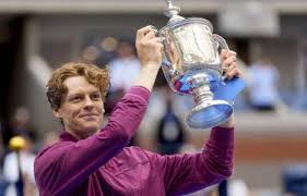 Italiano Jannik Sinner gana Abierto de Estados Unidos