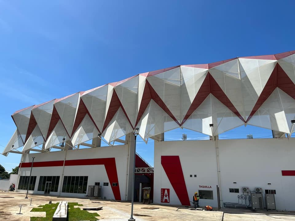 Inauguración estadio en honor a Rigoberto López Pérez en León. Foto cortesía Viva Nicaragua Canal 13