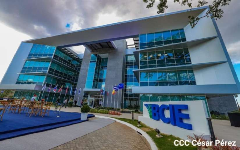 Banco Central de Nicaragua y BCIE renuevan línea de crédito hasta por 200 millones de dólares