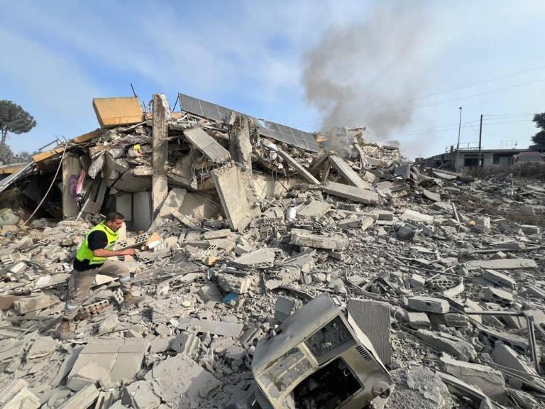 Ataque terrorista israelí contra Beirut deja al menos 11 muertos y 63 heridos