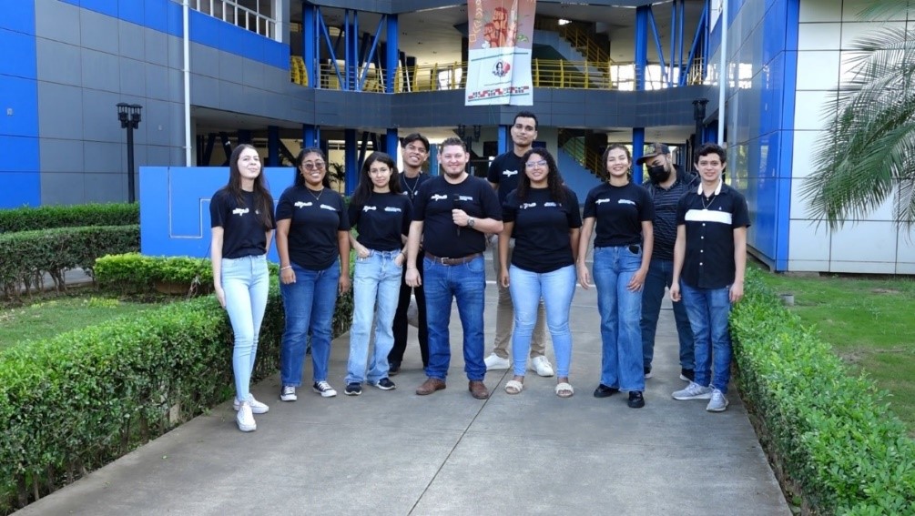 Equipo TECHRIDERS de la Universidad Nacional de Ingeniería – Recinto Universitario Simón Bolívar – Ganadores del Primer Lugar en la Categoría Innovación a Nivel Latinoamericano