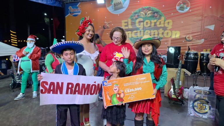 Matagalpina Xiomara Dávila, gana concurso “Gordo Millonario” de Lotería Nacional