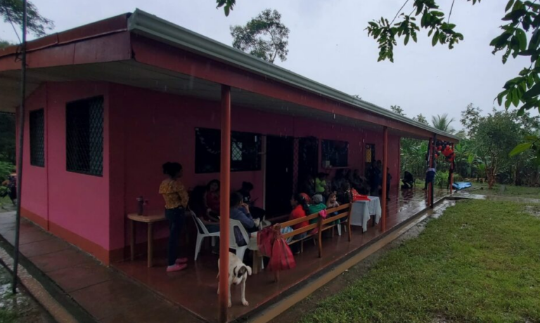 Familias inauguran mejoras en puesto de salud en La Libertad, Chontales