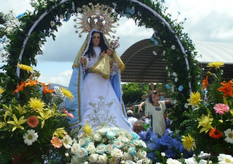 A partir del viernes se rompen los fuegos en fiestas patronales en El Rosario