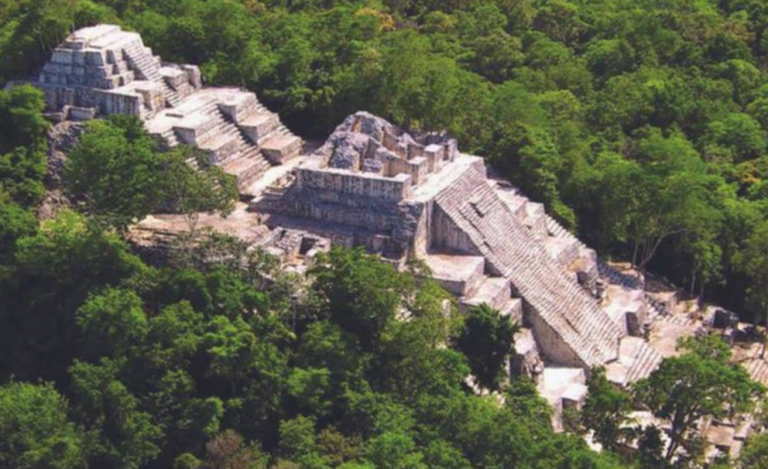 Descubren Ciudad Maya oculta en la selva de Campeche, México