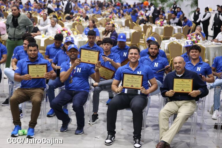 En el 45 aniversario del IND entregan reconocimiento a la selección U-23 y jugadores destacados del Pomares