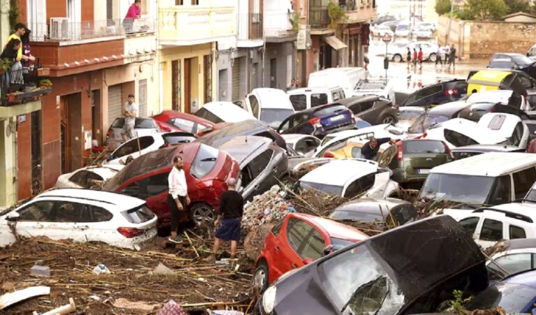 Sube a 95 cifra de muertos tras inundaciones en España