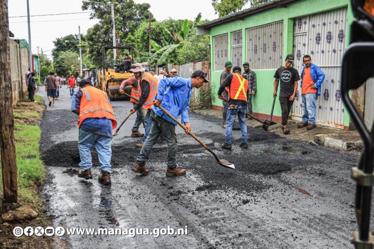 Familias estrenan calles en Villa Reconciliación Sur, en el Distrito VI de Managua