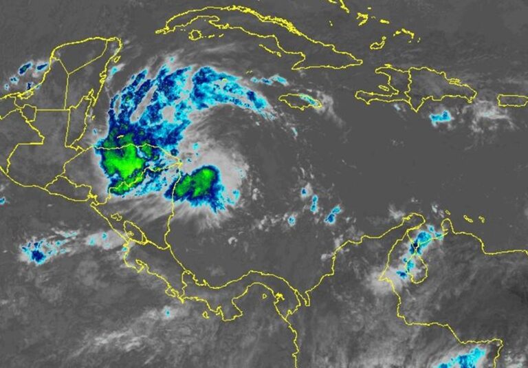 Depresión Tropical 19 amenaza Centroamérica con lluvias catastróficas