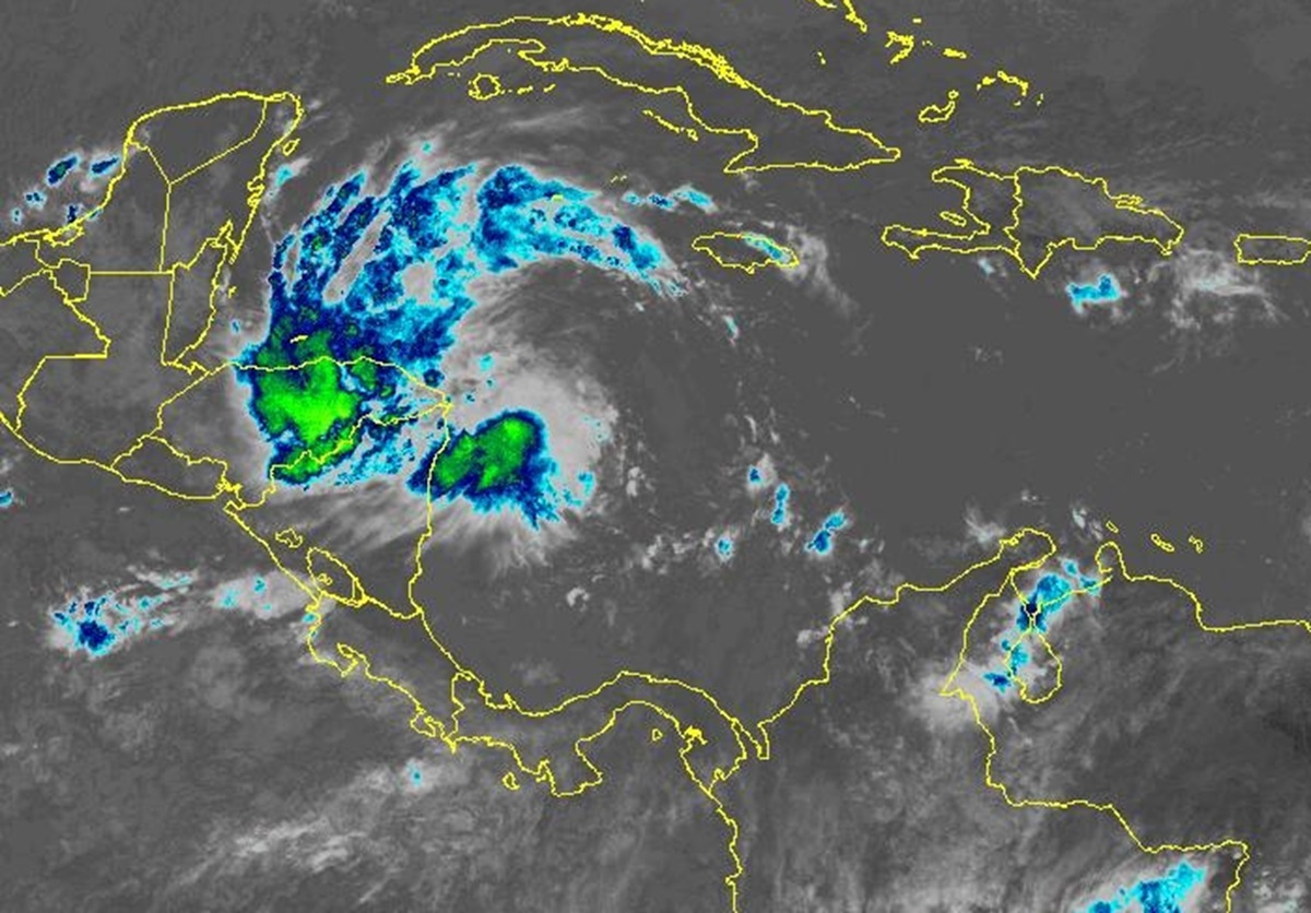 Alerta meteorológica: Depresión Tropical 19 amenaza a Centroamérica