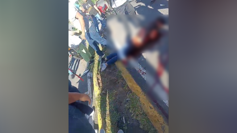 Fallece motociclista que colisionó con un auto cerca del Parque Las Piedrecitas