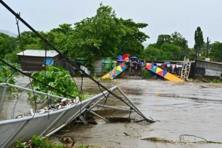 Tormenta Tropical Sara causa cuatro muertos y más de 140,000 afectados en Honduras