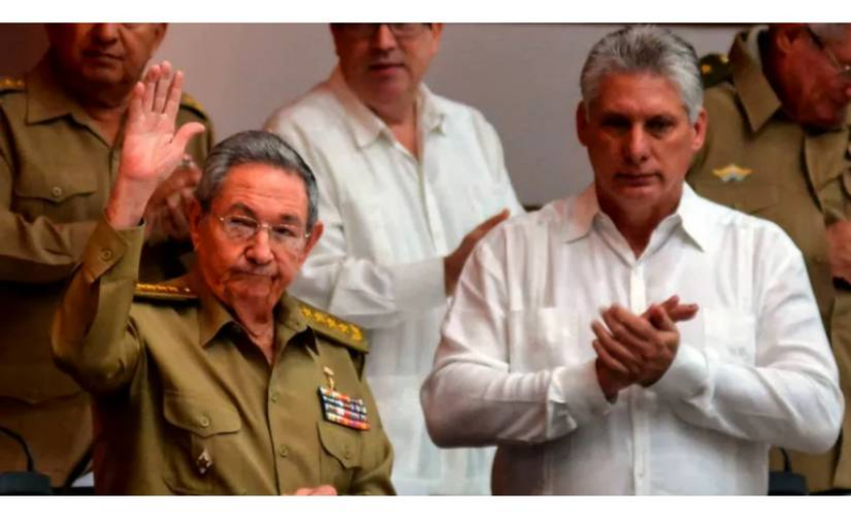 General Raúl Castro Ruz y Presidente Miguel Díaz-Canel saludan al Comandante Daniel Ortega en su cumpleaños