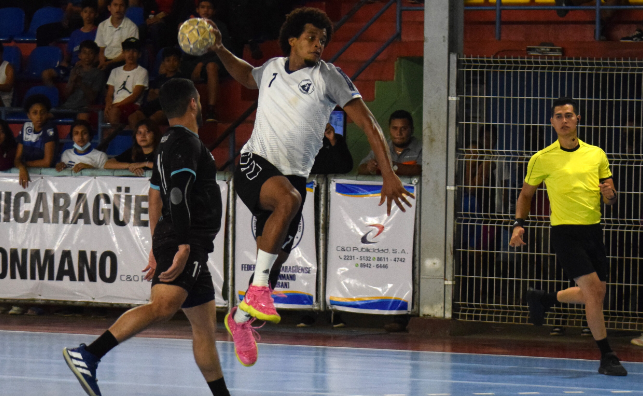 Selección de balonmano de Nicaragua gana medalla de oro en Honduras