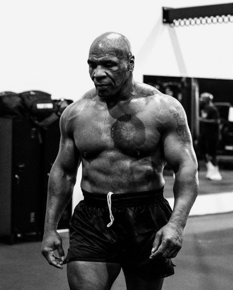 2 millones de dólares cuesta un asiento cerca del ring para ver pelea de exhibición de Mike Tyson