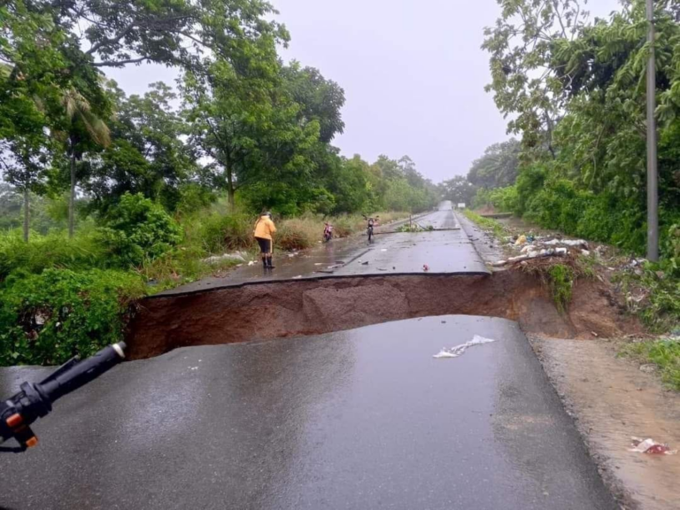 Tormenta Tropical Sara causa 20 mil afectados y 3 desparecidos en Honduras