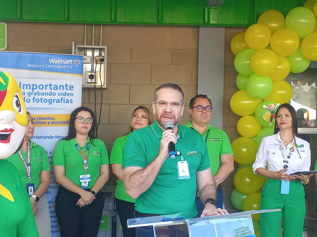 Richard Lugo, gerente de Asuntos Corporativos de Walmart Nicaragua