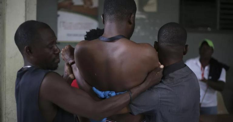 Ataque de pandillas contra un Hospital en Haití deja dos periodistas y un policía muertos