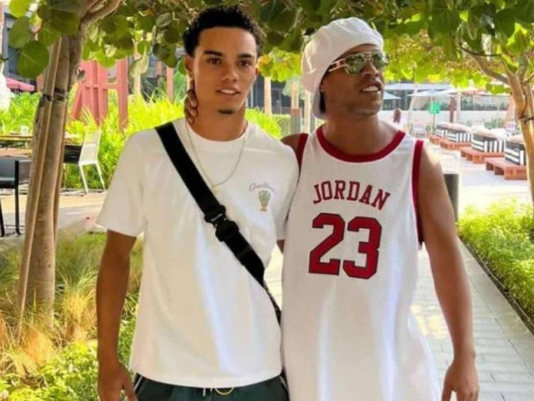 Ronaldinho será abuelo a los 45 años