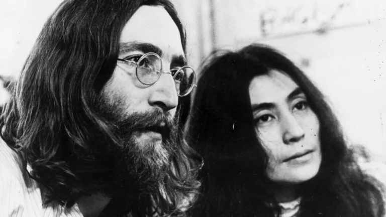 Aniversario de la muerte de John Lennon: 44 años de la trágica pérdida de un ícono de la música y la paz