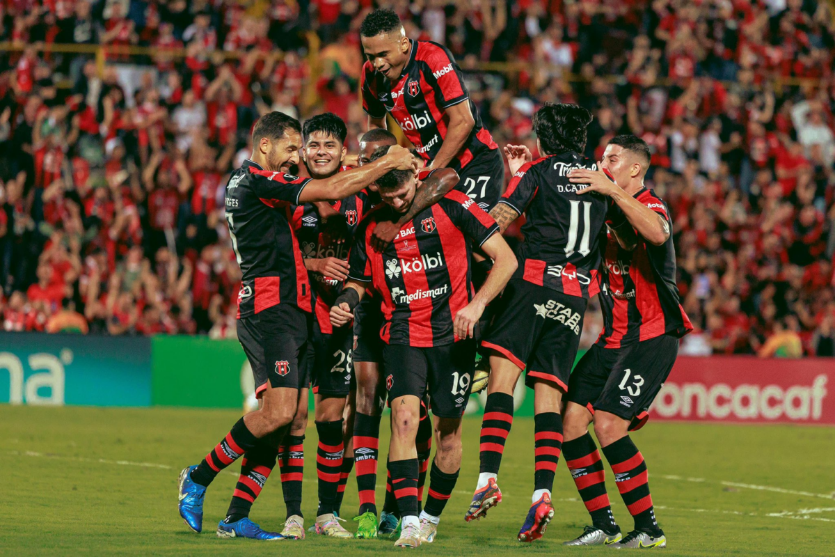 La Liga Deportiva Alajuelense batió al Real Estelí nuevamente en una final y se corona bicampeón de la Copa Centroamericana