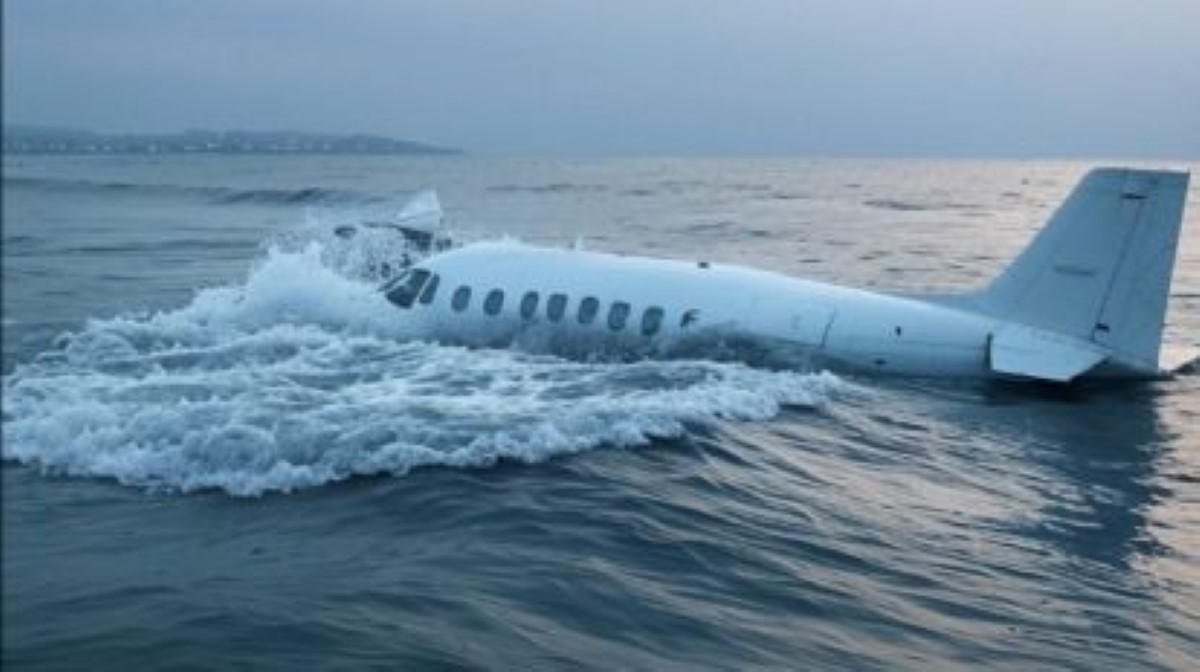 Se estrella un avión ligero del Jazirah Aviation Club frente a la costa del emirato Ras al Jaima