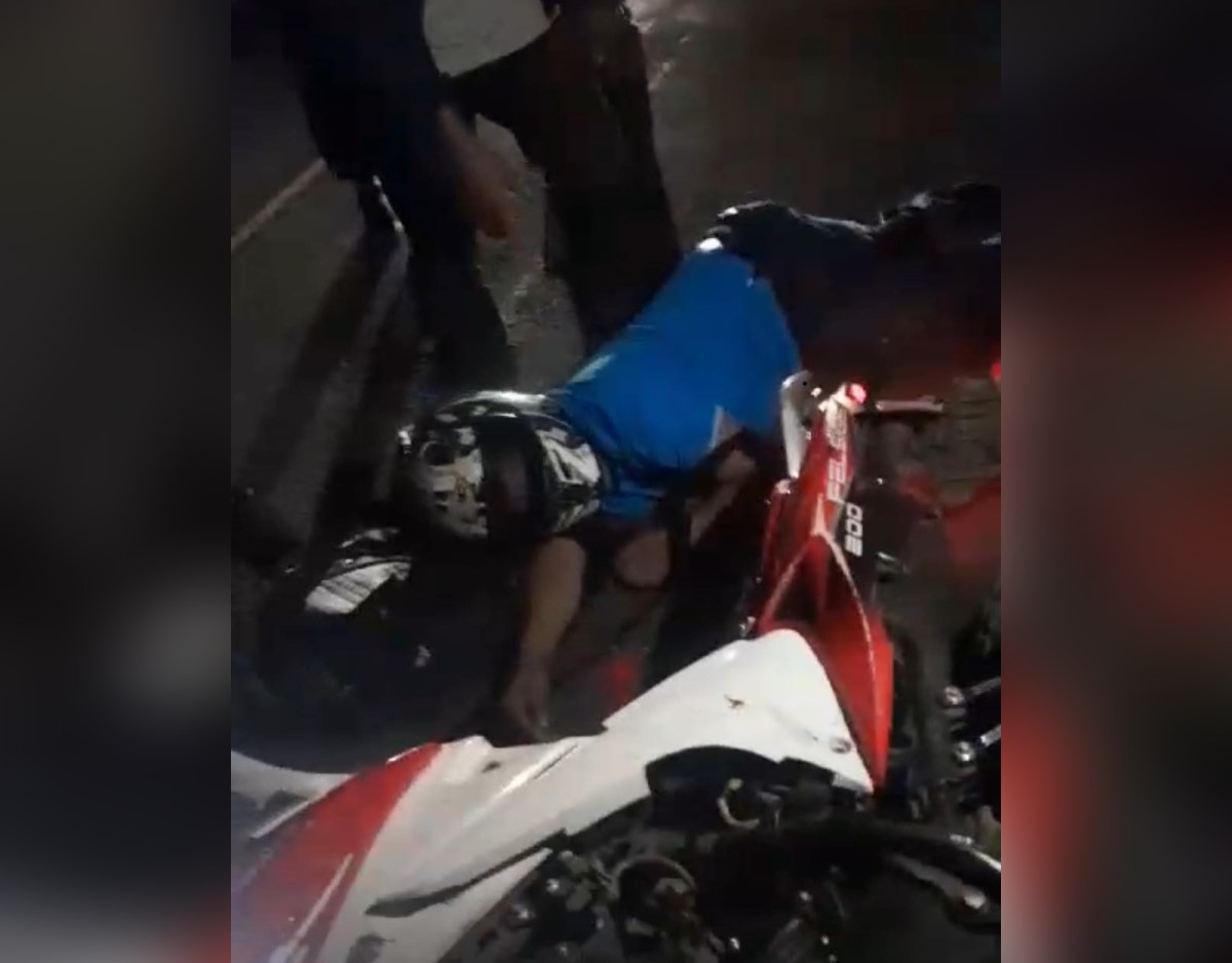 Tragedia en La Pausita: Muere ciudadano Iván Rodríguez Palacios al chocar su moto con camión