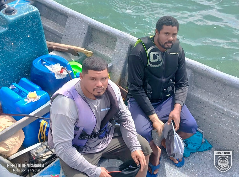 Costarricenses capturados con marihuana en aguas del Caribe Sur