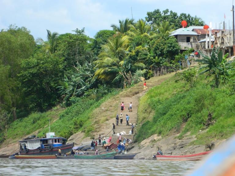 Mujer es ultimada a cuchilladas por su compañero en La Cruz de Río Grande