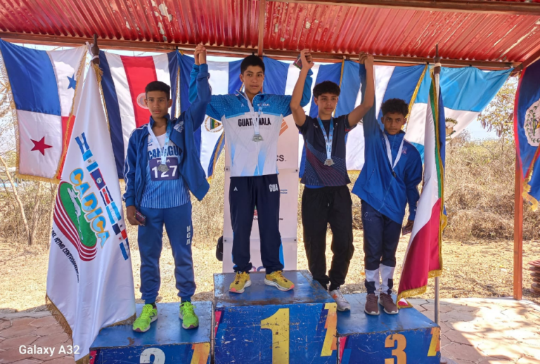 Nicaragua obtiene plata y bronce en Campeonato Centroamericano de Campo Traviesa