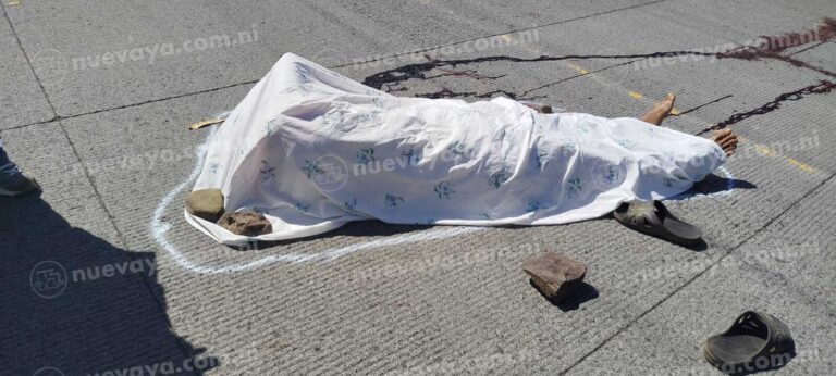 Hombre pierde la vida al caer de cabeza desde camión ganadero en Matiguás