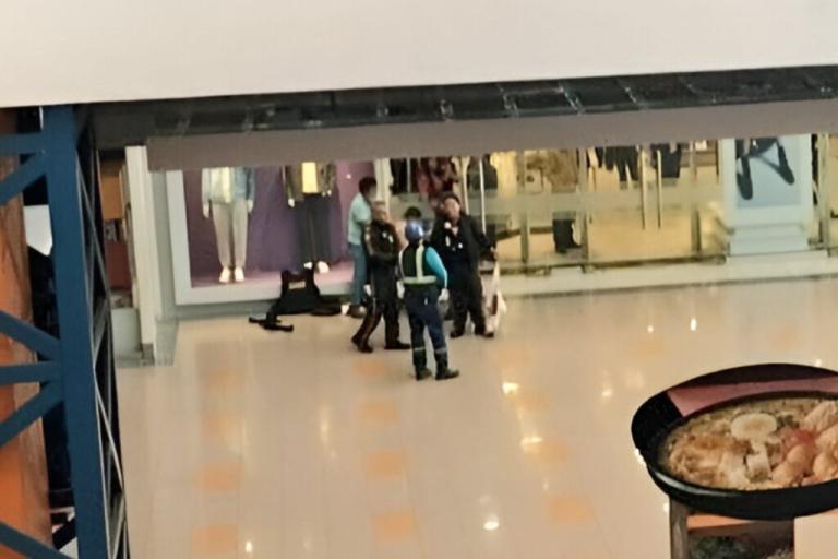 Balacera en centro comercial de Ecuador deja un fallecido