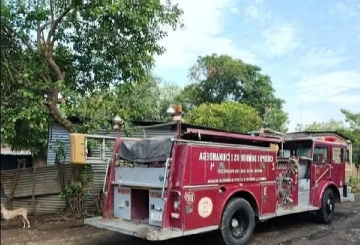 Rescate heroico: Bomberos salvan a niño de un pozo