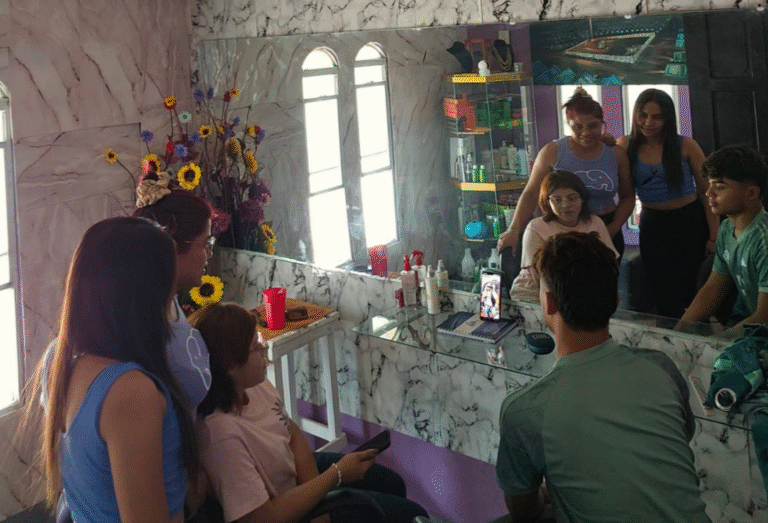 Tu Nueva Radio Ya y Omayra Salón regalan cambio de look a 6 participantes de “La Madre Panza”