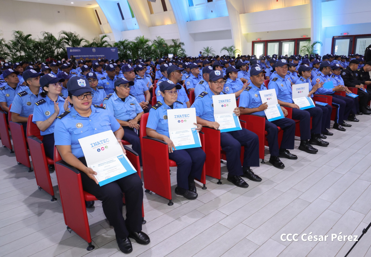 3,000 policías en cursos de especialización para 2025