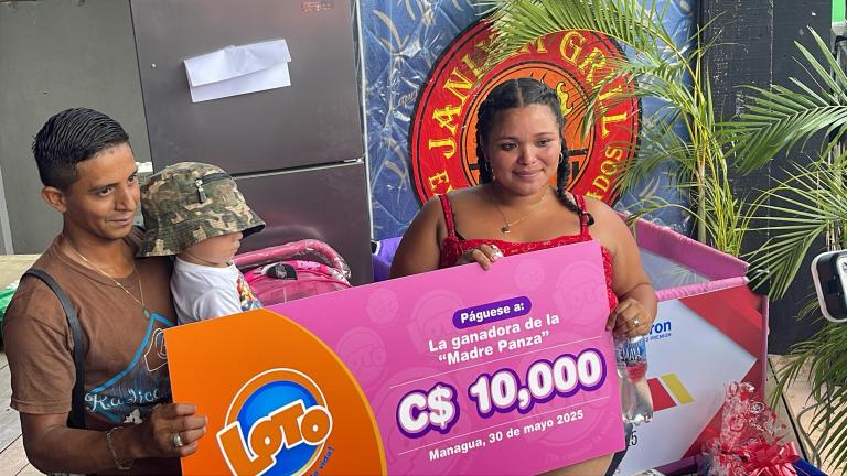 Joven que espera a su quinto hijo ganó concurso La Madre Panza con barriga de 57 centímetros