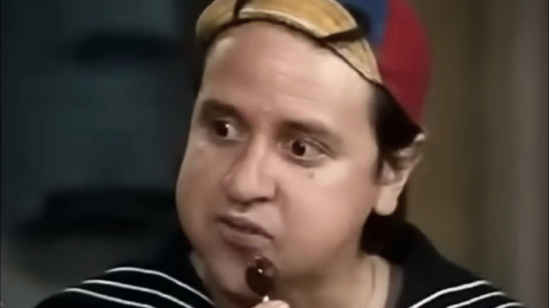 A los 81 años, Carlos Villagrán vuelve como “Quico”, con nuevo espectáculo en Perú