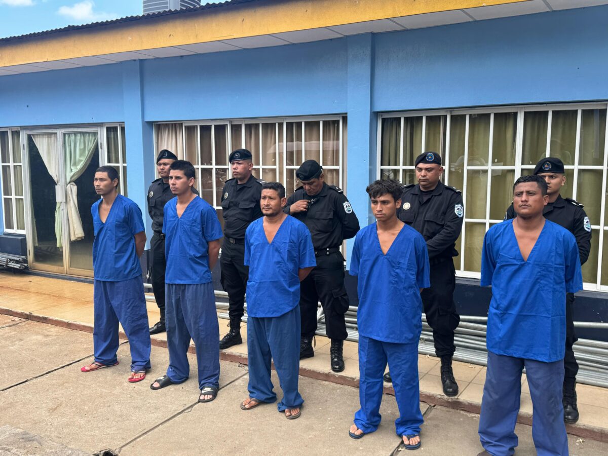 Capturan a cinco delincuentes por robos en Chinandega